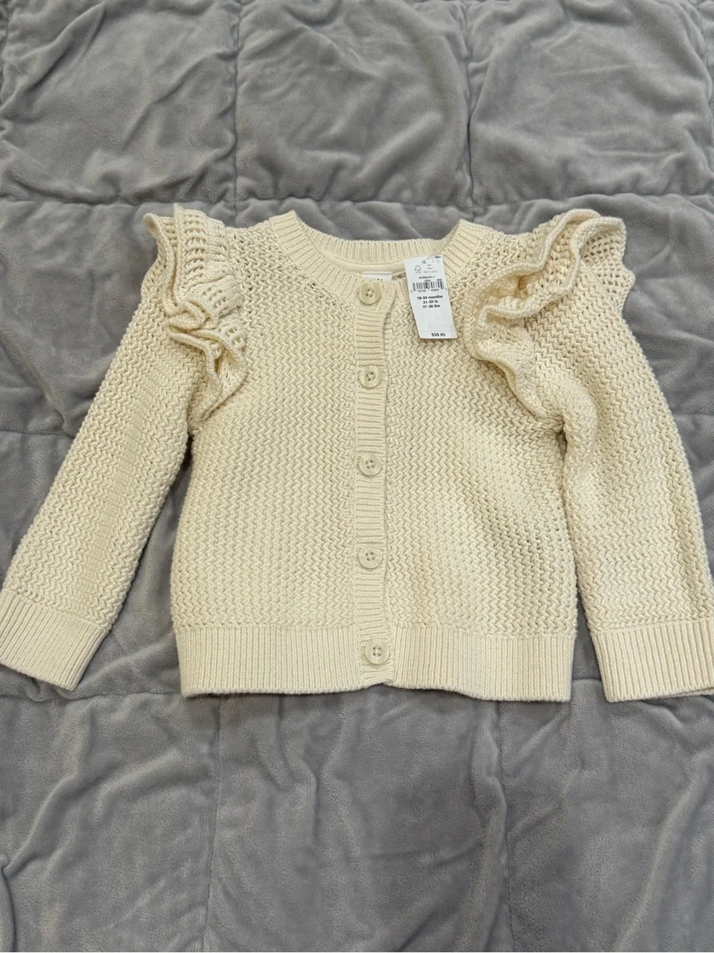 GAP cream knit
